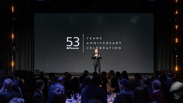 Phonocar celebra il suo 53° Anniversario con Jury Chechi: sport, innovazione e visione sul futuro dell'automotive