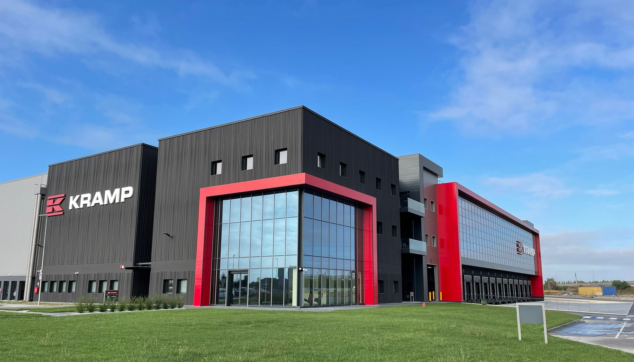 Kramp amplia il proprio assortimento ricambi per robot rasaerba grazie alla partnership con Zucchetti