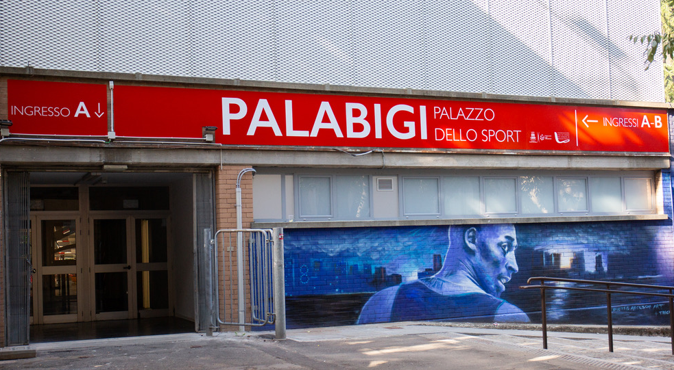 Segnaletica interna ed esterna per il palazzo dello sport di Reggio Emilia