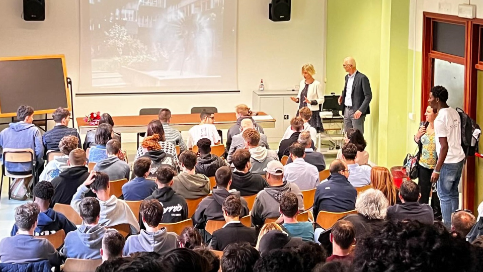 Career Day Istituto Nobili: in campo 200 studenti e 31 imprese reggiane