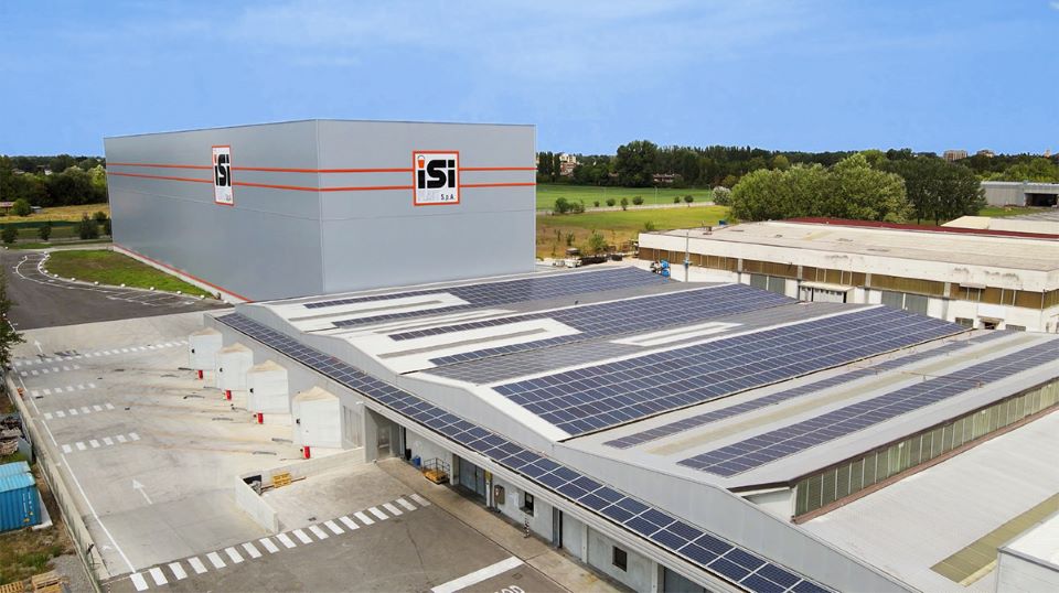 ISI Plast rinfresca lo stabilimento produttivo per l’estate