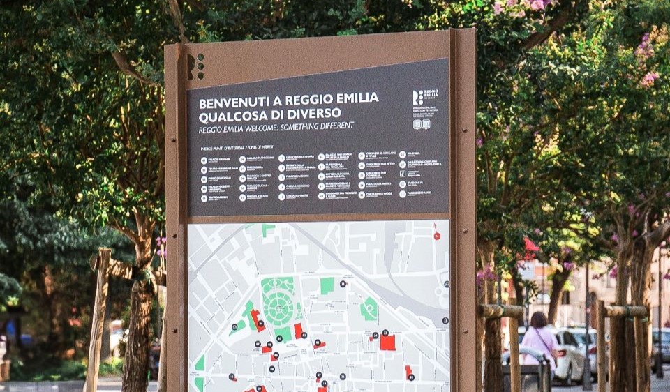 Reggio Emilia e la segnaletica “parlante”