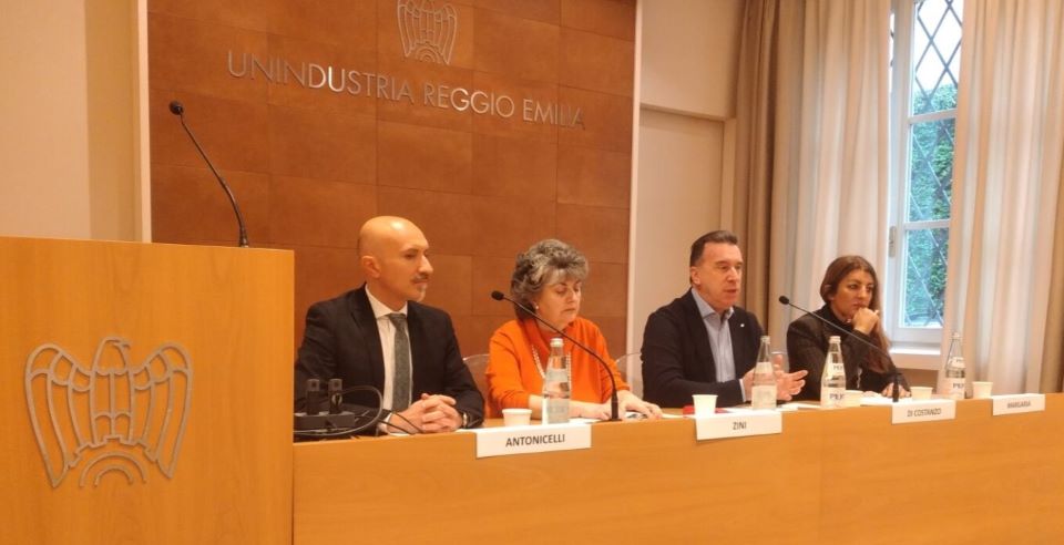 Reggio Emilia: iniziative formative promosse da Agenzia delle Dogane e Unindustria Reggio Emilia